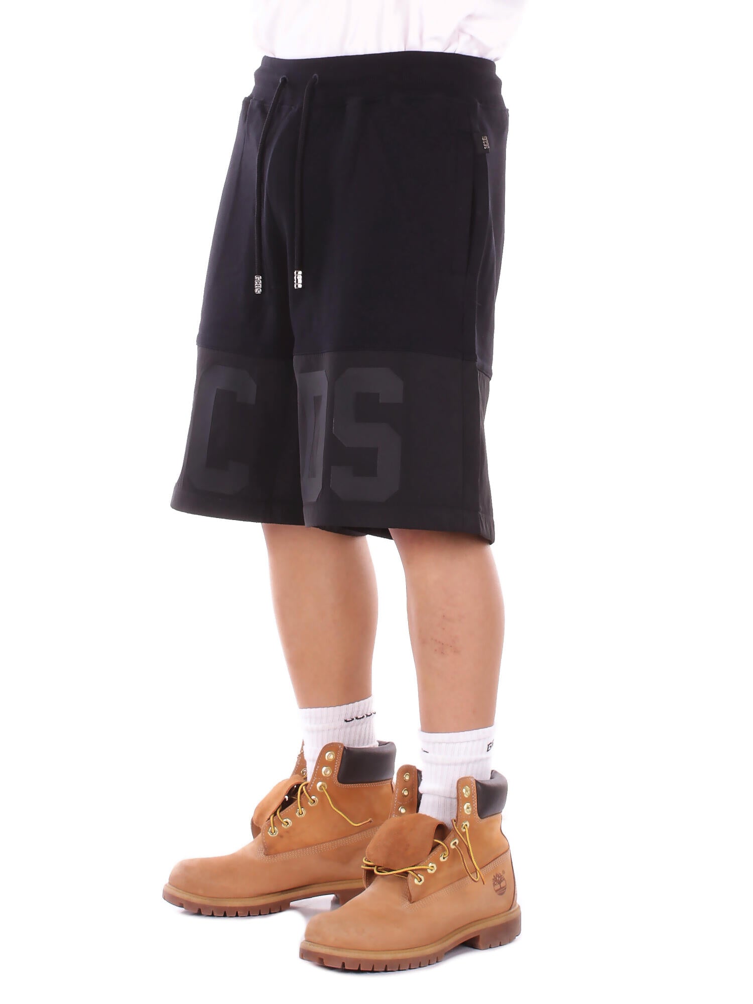 GCDS Uomo Shorts Z0MLQL230F004 999B Band logo tonal sweatshorts Black