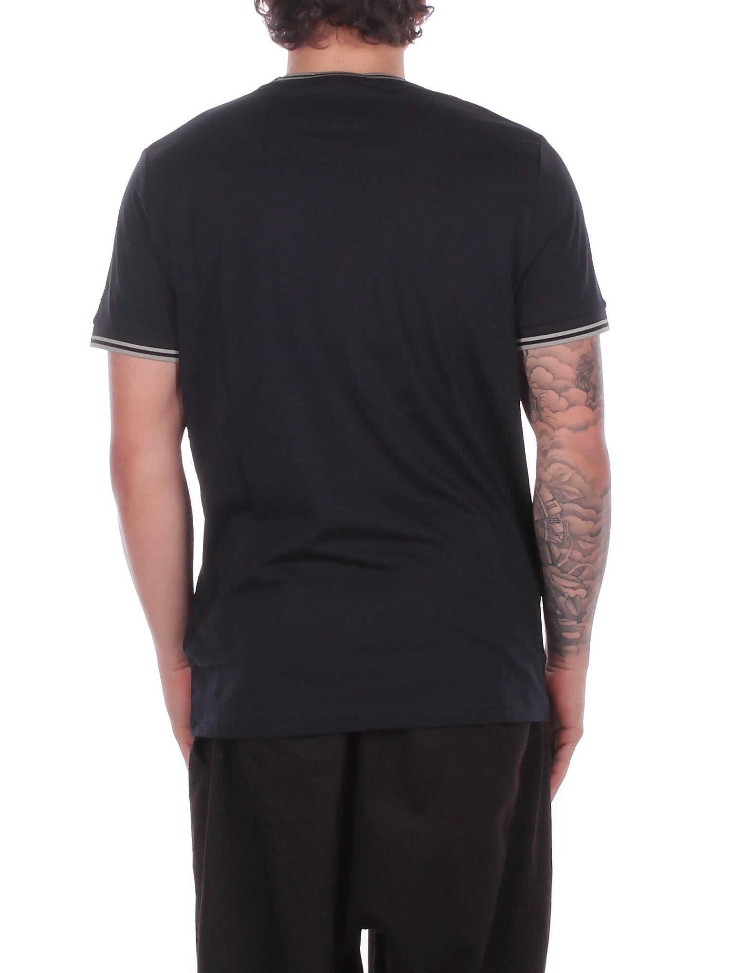 fred perry M1588V