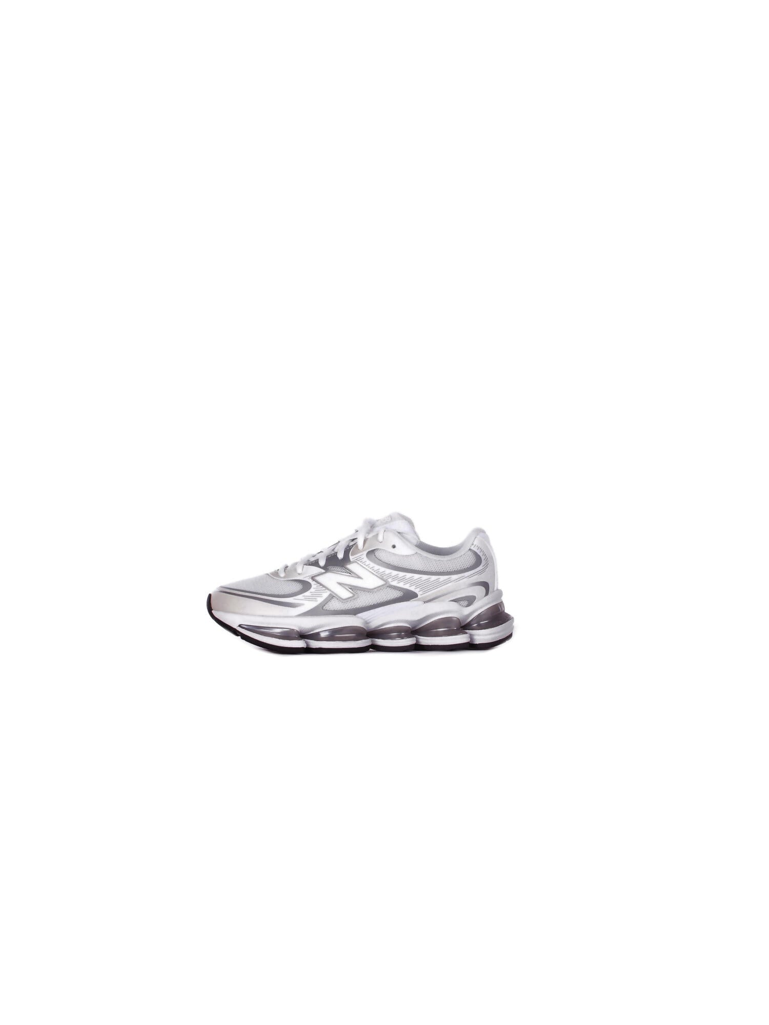 NEW BALANCE U2000