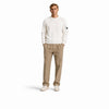 maglia-uomo-cp-company-in-cotone-chenille-con-collo-a-giro-e-dettaglio-lens-bianco