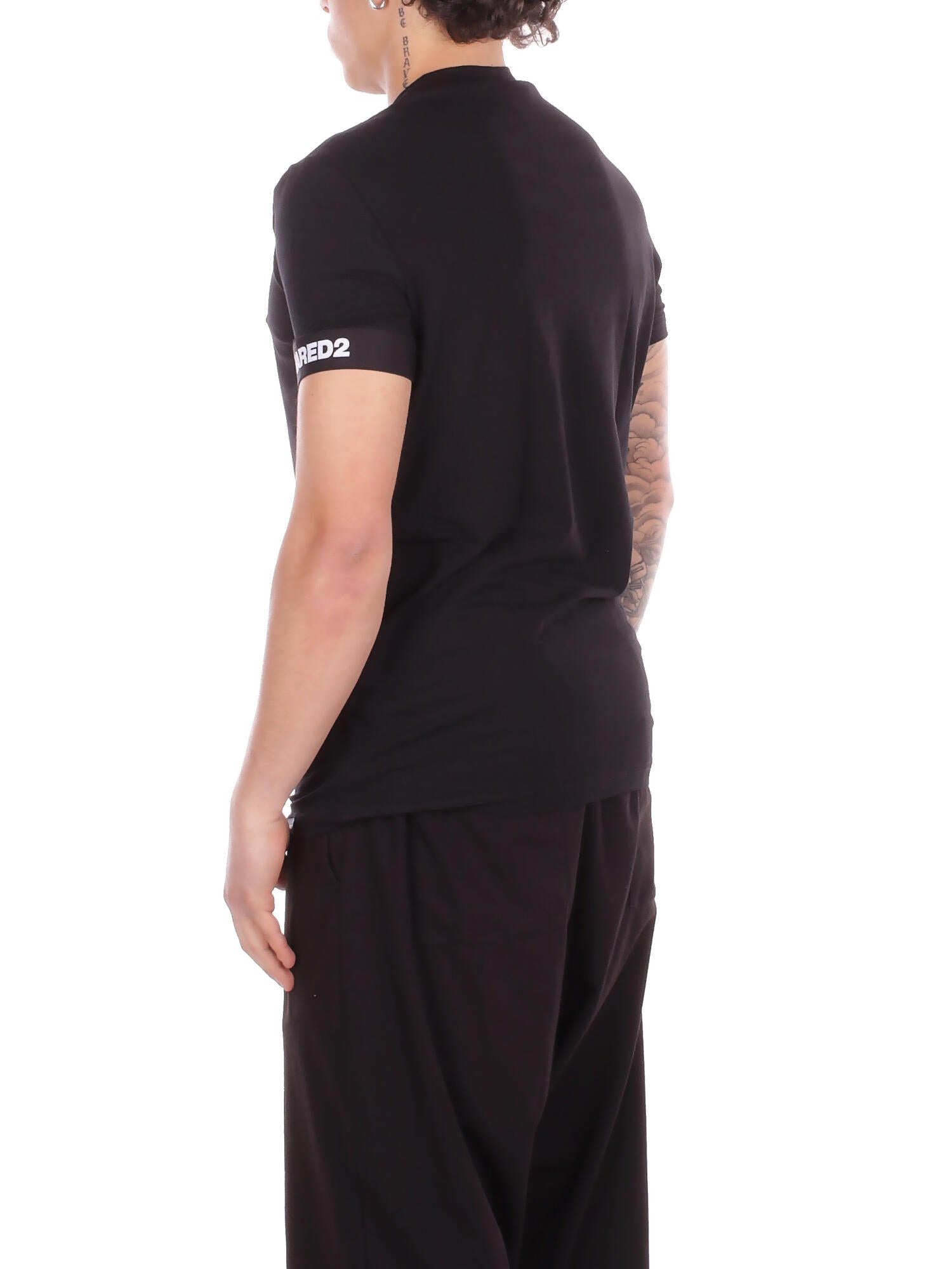 DSQUARED2 Uomo T-shirt D9M3S6210 001 Round neck Black