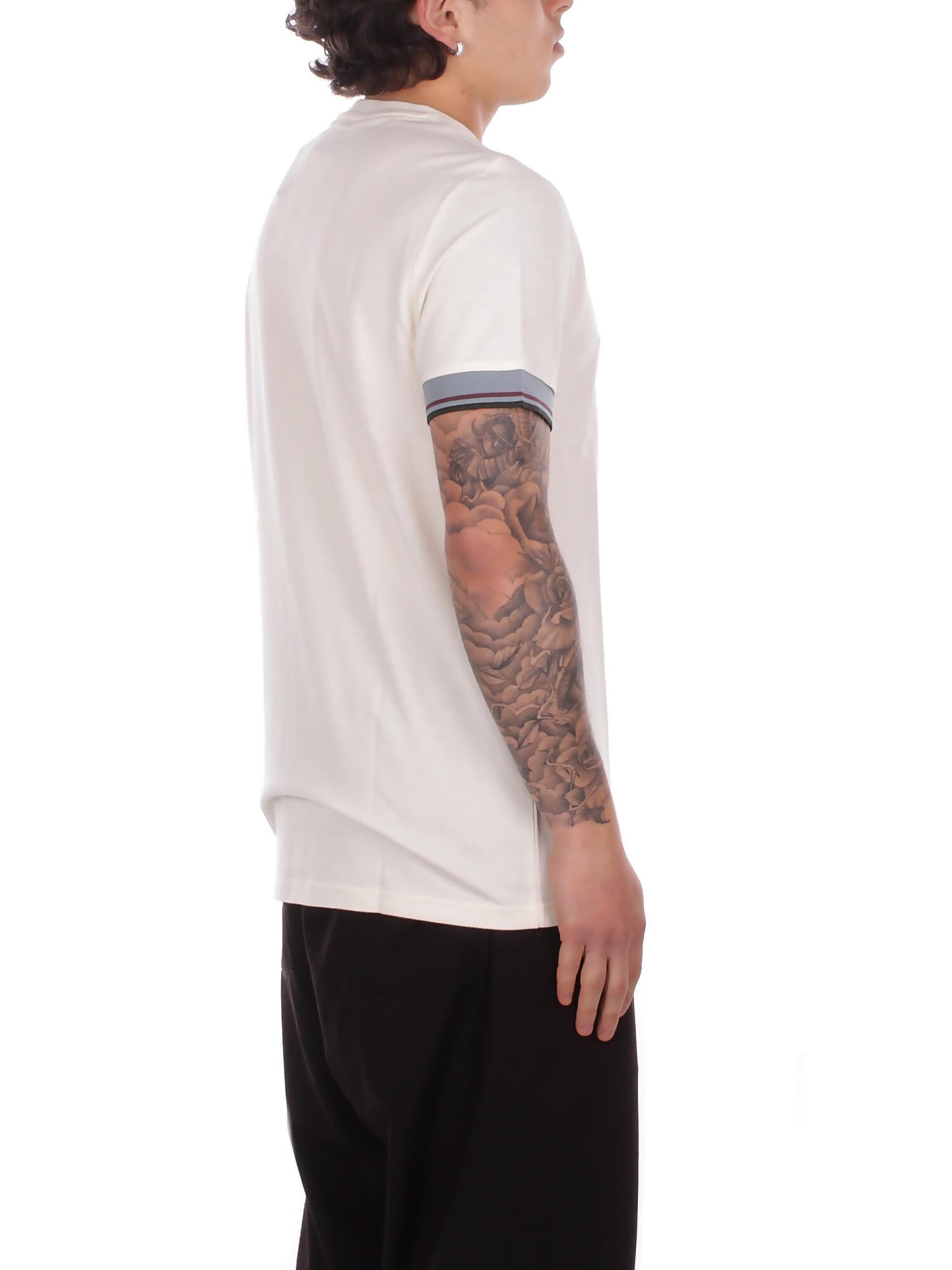 Image of FRED PERRY Uomo T-shirt M2396 560 Fp twin tipped cuff t-shirt Ecru
